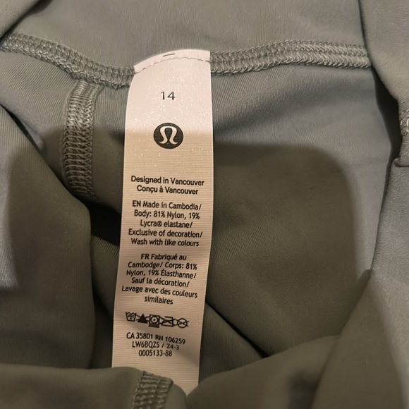 LULULEMON NWT Align™ High-Rise 25" leggings. Size 14. Green eucalyptus l. - Picture 7 of 7